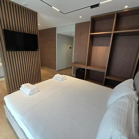 Selavi 3* Sarandë