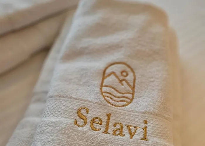 Selavi 3* Sarandë