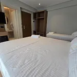 Selavi Hotel