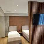 Selavi Hotel